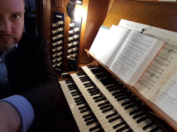 All Saints Tooting organ console